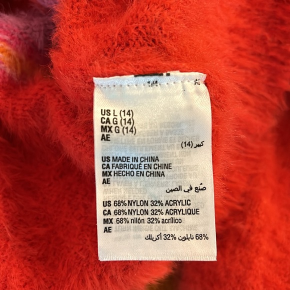 Fall or Christmas Sweater - Picture 4 of 4